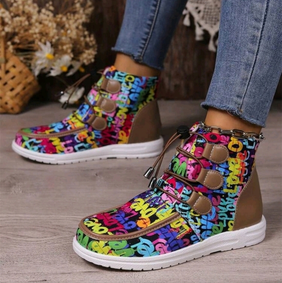 Shoes - Women's Slip-On Flat Boots,Comfortable Casual Colorful English Letter Decor Boot
